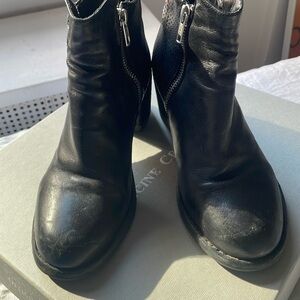 Officine Creative black leather double zip booties